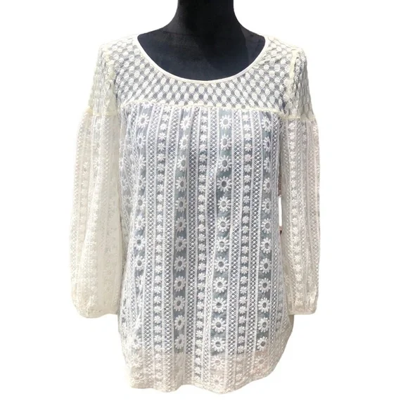 Altar’d State Double Lace Top size Small - Picture 3 of 10